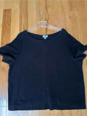 NWT- Old Navy Black Textured Short-Sleeve Top